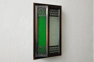 アンティーク雑貨　和製アンティーク　当時物色ガラス入り　レトロモダンな壁掛け照明カバー(ウォールランプカバー、門灯・玄関灯)(R-038226)