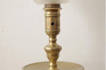 アンティーク照明　フランス　氷柱のような意匠が美しいガラスシェードのテーブルランプ(卓上ランプ、スタンドライト)(R-038230)