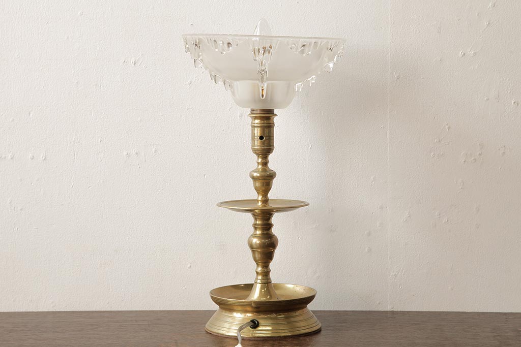 アンティーク照明　フランス　氷柱のような意匠が美しいガラスシェードのテーブルランプ(卓上ランプ、スタンドライト)(R-038230)