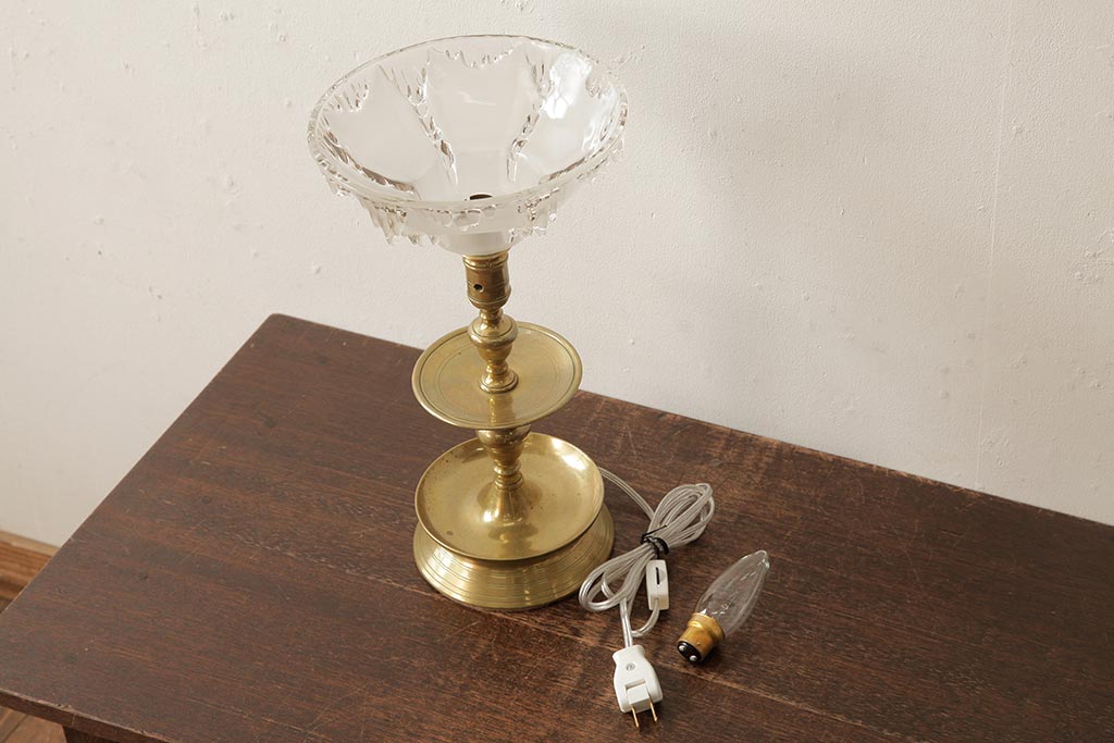 アンティーク照明　フランス　氷柱のような意匠が美しいガラスシェードのテーブルランプ(卓上ランプ、スタンドライト)(R-038230)