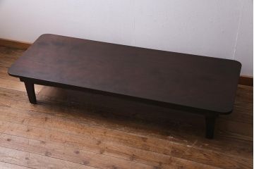 アンティーク家具　和製アンティーク　栃の木　重厚な雰囲気が魅力的なセンターテーブル(ローテーブル)(R-038234)