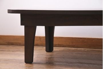 アンティーク家具　和製アンティーク　栃の木　重厚な雰囲気が魅力的なセンターテーブル(ローテーブル)(R-038234)