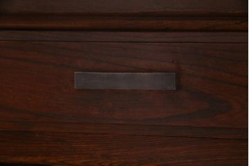 アンティーク家具　和製アンティーク　総ケヤキ材　レトロな雰囲気漂う両袖デスク(R-038235)