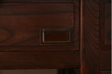 アンティーク家具　和製アンティーク　総ケヤキ材　レトロな雰囲気漂う両袖デスク(R-038235)