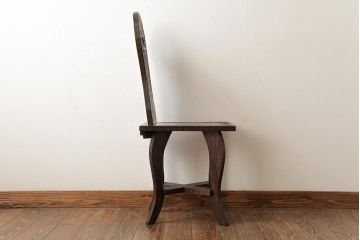 中古　伝統工芸　軽井沢彫り　桜の木の彫刻が印象的なダイニングチェア(椅子、イス)(R-038238)