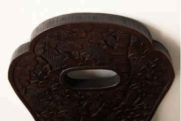 中古　伝統工芸　軽井沢彫り　桜の木の彫刻が印象的なダイニングチェア(椅子、イス)(R-038238)