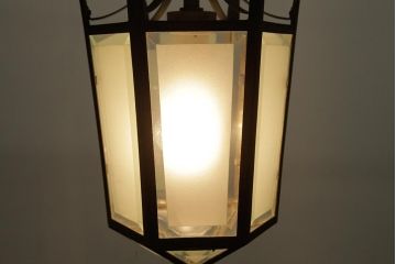 アンティーク照明　青銅製　重厚感のあるフレームのペンダントライト(天井照明)(R-038239)