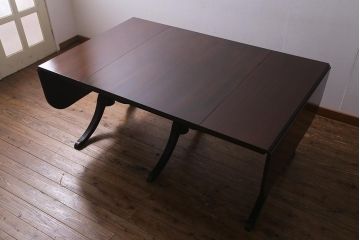 ヴィンテージ家具　イギリスビンテージ　マホガニー材　特大サイズ!　存在感たっぷりのバタフライテーブル(エクステンションテーブル)(R-038241)