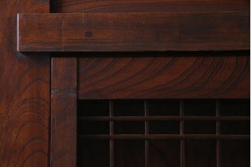 アンティーク建具　明治期　超ド級119kg!激レア品　 総ケヤキ材　くぐり戸が二重の珍しい極厚大戸(建具、蔵戸、引き戸、玄関戸)(R-038244)