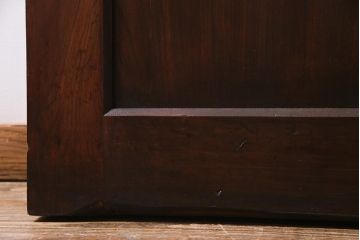 アンティーク建具　明治期　超ド級119kg!激レア品　 総ケヤキ材　くぐり戸が二重の珍しい極厚大戸(建具、蔵戸、引き戸、玄関戸)(R-038244)