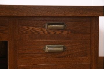 ビンテージ家具　和製ビンテージ　総くるみ無垢材　天板一枚板　杢目が美しい文机(両袖机、机、座卓)(R-038249)