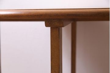 アンティーク家具　ナラ材　レトロなラウンドテーブル(コーヒーテーブル、カフェテーブル)(R-038250)