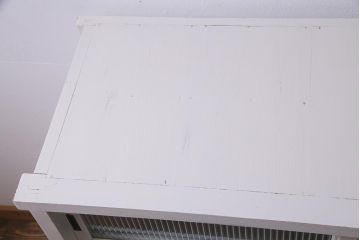 アンティーク家具　昭和初期　モールガラス　レトロな雰囲気のペイントがお洒落なサイドボード(収納棚、ガラス戸棚、キャビネット)(R-038251)