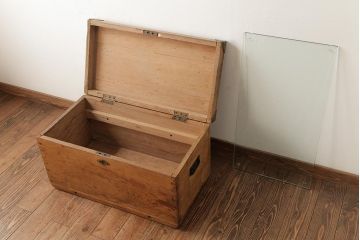 アンティーク家具　フランスアンティーク　パイン材　ブランケットボックスをリメイク!　木の風合いが味わい深いセンターテーブル(ローテーブル)(R-038253)