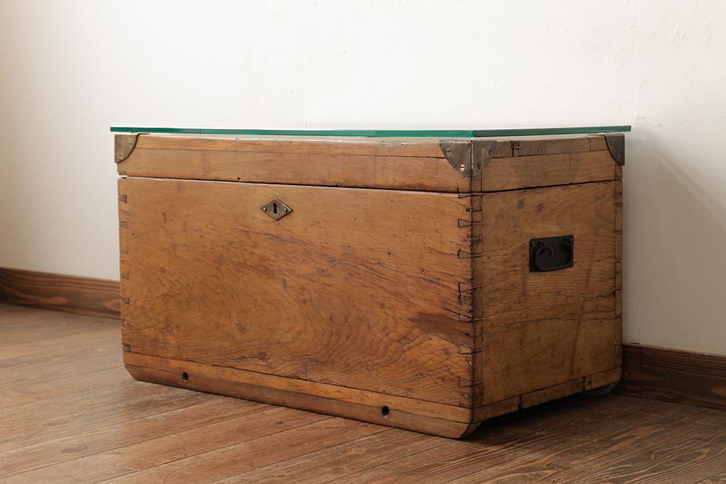 アンティーク家具　フランスアンティーク　パイン材　ブランケットボックスをリメイク!　木の風合いが味わい深いセンターテーブル(ローテーブル)(R-038253)