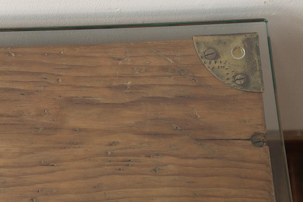 アンティーク家具　フランスアンティーク　パイン材　ブランケットボックスをリメイク!　木の風合いが味わい深いセンターテーブル(ローテーブル)(R-038253)