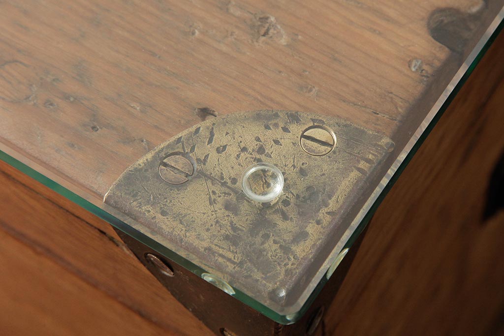 アンティーク家具　フランスアンティーク　パイン材　ブランケットボックスをリメイク!　木の風合いが味わい深いセンターテーブル(ローテーブル)(R-038253)