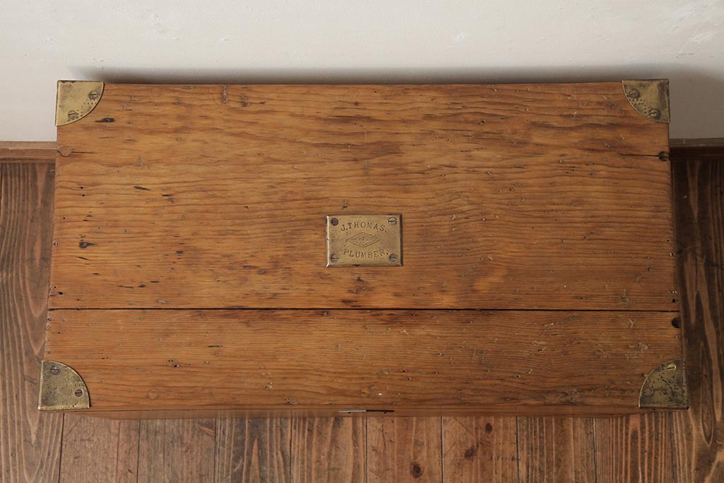 アンティーク家具　フランスアンティーク　パイン材　ブランケットボックスをリメイク!　木の風合いが味わい深いセンターテーブル(ローテーブル)(R-038253)