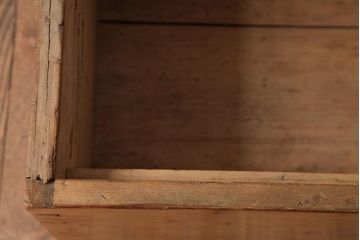 アンティーク家具　フランスアンティーク　パイン材　ブランケットボックスをリメイク!　木の風合いが味わい深いセンターテーブル(ローテーブル)(R-038253)