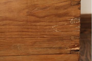 アンティーク家具　フランスアンティーク　パイン材　ブランケットボックスをリメイク!　木の風合いが味わい深いセンターテーブル(ローテーブル)(R-038253)