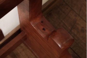 アンティーク雑貨　総ケヤキ材　重厚な雰囲気漂う台座(軸掛、飾り台)(R-038257)