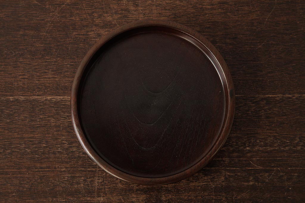 アンティーク雑貨　和製アンティーク　総ケヤキ材　なめらかで味のある丸盆(トレー、お盆)(R-038261)