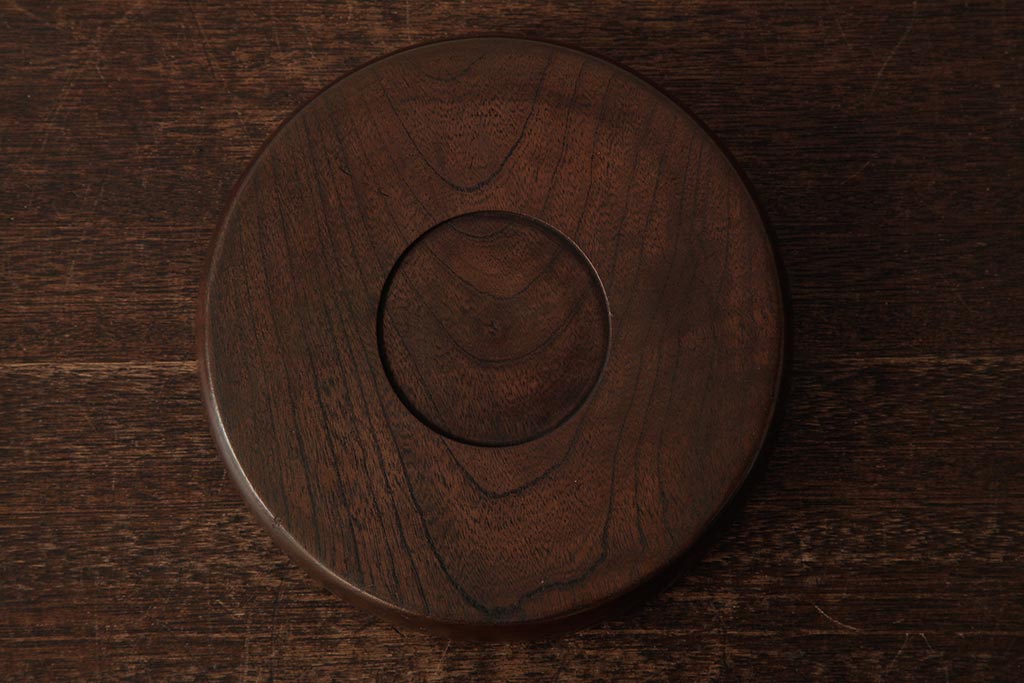 アンティーク雑貨　和製アンティーク　総ケヤキ材　なめらかで味のある丸盆(トレー、お盆)(R-038261)