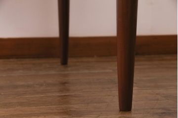 ヴィンテージ家具　北欧ビンテージ　G-PLAN(ジープラン)　木の温もり感じるエクステンションテーブル(ラウンドテーブル、ダイニングテーブル)(R-038264)