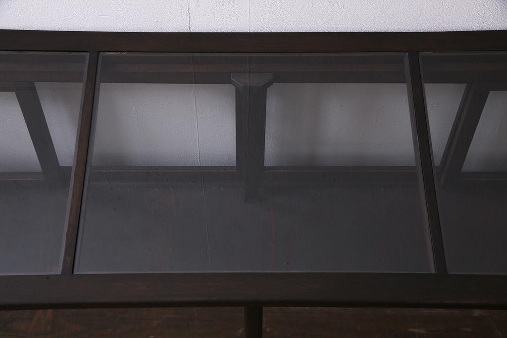 アンティーク家具　和製アンティーク　ナラ材　引き出し付き!大正ロマンの雰囲気漂うガラスケース(ショーケース、陳列棚)(R-038267)