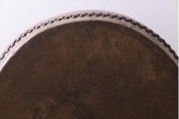 和楽器　2尺4寸　欅(ケヤキ)　古い刳り貫き太鼓・太鼓台付き(くり貫き太鼓、和太鼓)(R-038269)