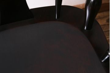 中古　北海道民芸家具　上品な雰囲気漂うアームチェア(ウィンザーチェア、ダイニングチェア、椅子、ウインザーチェア)(R-038273)