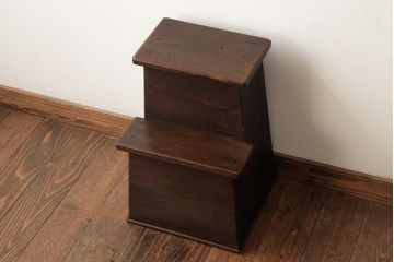 アンティーク雑貨　大正昭和初期　深みのある色味が魅力のレトロな踏み台(R-038282)