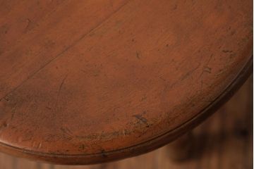 アンティーク家具　脚のシルエットが個性的な丸スツール(椅子、花台)(R-038283)