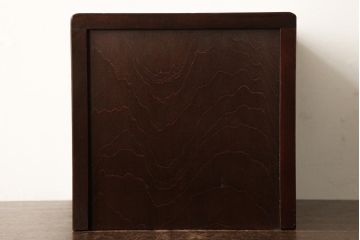 中古　伝統工芸　日光彫り　ダイナミックな花の装飾が目を引く小引き出し(小物収納)(R-038284)