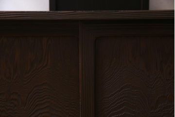 ビンテージ家具　民芸家具　高級杉材　品のある佇まいが魅力的な茶棚(飾り棚、戸棚、ヴィンテージ)(R-038289)