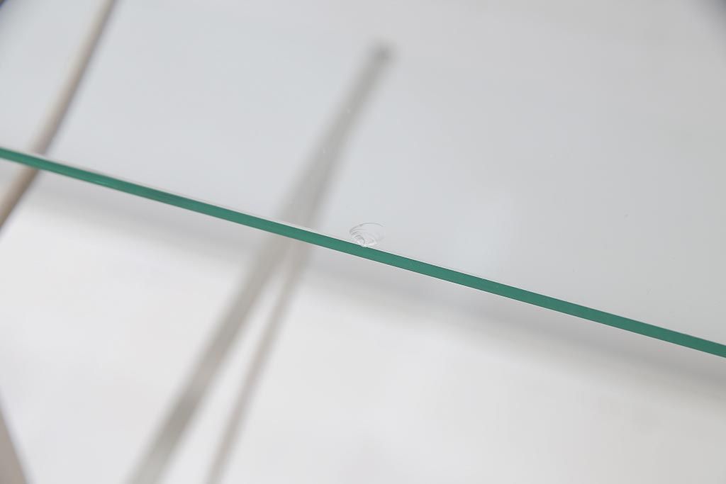 アンティーク家具　ペイント家具　脚付リメイク　空間を明るく彩るガラスケース(陳列棚、ショーケース、飾り棚)(R-038292)