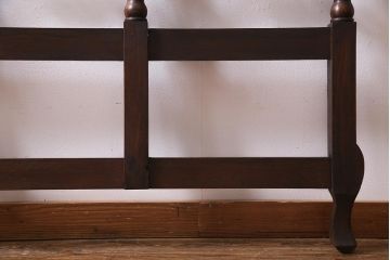 アンティーク家具　フランスアンティーク　オーク材　印象的なデザインの木製ベッドフレーム(R-038293)