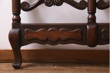 アンティーク家具　フランスアンティーク　オーク材　印象的なデザインの木製ベッドフレーム(R-038293)