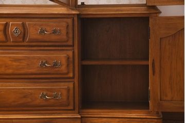 中古　DREXEL HERITAGE(ドレクセルヘリテイジ)　CHERBOURG(シェルブール)　キュリオケース(飾り棚、食器棚、キャビネット)(定価約150万円)