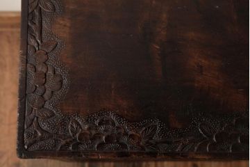 ビンテージ家具　伝統工芸　軽井沢彫り　桜の彫りが優美なチェスト(引き出し)(R-038298)