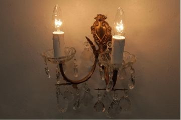 ヴィンテージ照明　フランスビンテージ　青銅製　ガラスドロップが可愛らしいウォールランプ(壁付けシャンデリア、壁掛け照明)(R-038301)