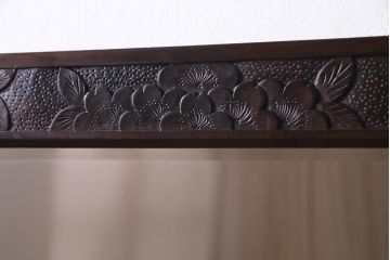 ビンテージ家具　伝統工芸　軽井沢彫り　昭和中期　 繊細な桜の彫りが目を引く姿見(鏡、ミラー)(R-038305)