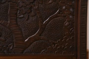 ビンテージ家具　伝統工芸　軽井沢彫り　昭和中期　 繊細な桜の彫りが目を引く姿見(鏡、ミラー)(R-038305)