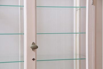 ペイント家具　和製アンティーク　昭和初期　淡いカラーがお洒落なガラスケース(ショーケース、陳列棚、飾り棚)(R-038307)