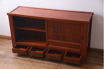 新古品　民芸家具　ニレ無垢材　5尺　上品な雰囲気漂う水屋箪笥・下(収納棚、キャビネット)(R-038309)