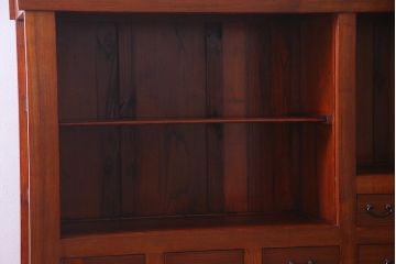 新古品　民芸家具　ニレ無垢材　上品な雰囲気漂う水屋箪笥(収納棚、和箪笥、キャビネット)(R-038310)