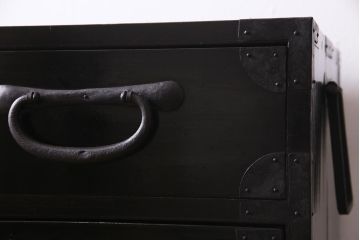 アンティーク家具　大正昭和初期　和製アンティーク　脚付きリメイク　丸金具が渋さを引き立たせる松本衣装箪笥(時代箪笥、チェスト、引き出し)(R-038311)