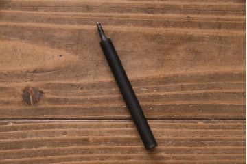 アンティーク家具　フランスアンティーク　オーク材　ロカイユ装飾が魅力的な木製ベッドフレーム(R-038315)