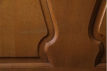アンティーク家具　フランスアンティーク　オーク材　ロカイユ装飾が魅力的な木製ベッドフレーム(R-038315)