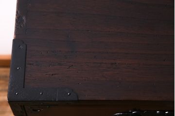 アンティーク家具　美品!　前面ケヤキ材　閂付き　特注金具　上手物の仙台車箪笥(仙台箪笥、時代箪笥)(R-038317)